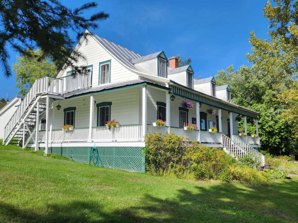 Auberge Des Nuages La Malbaie Exteriör bild